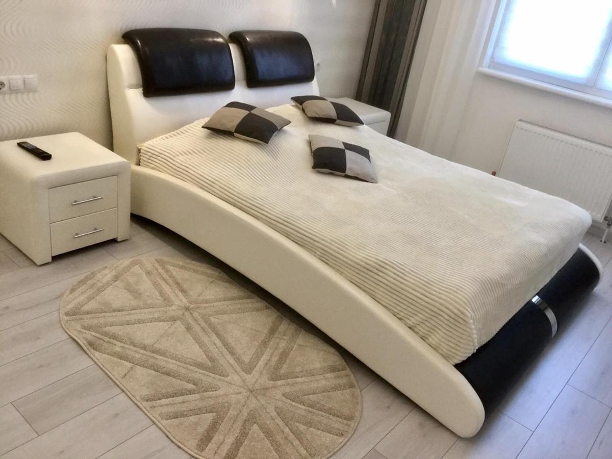Central Apartment Odessa Luaran gambar